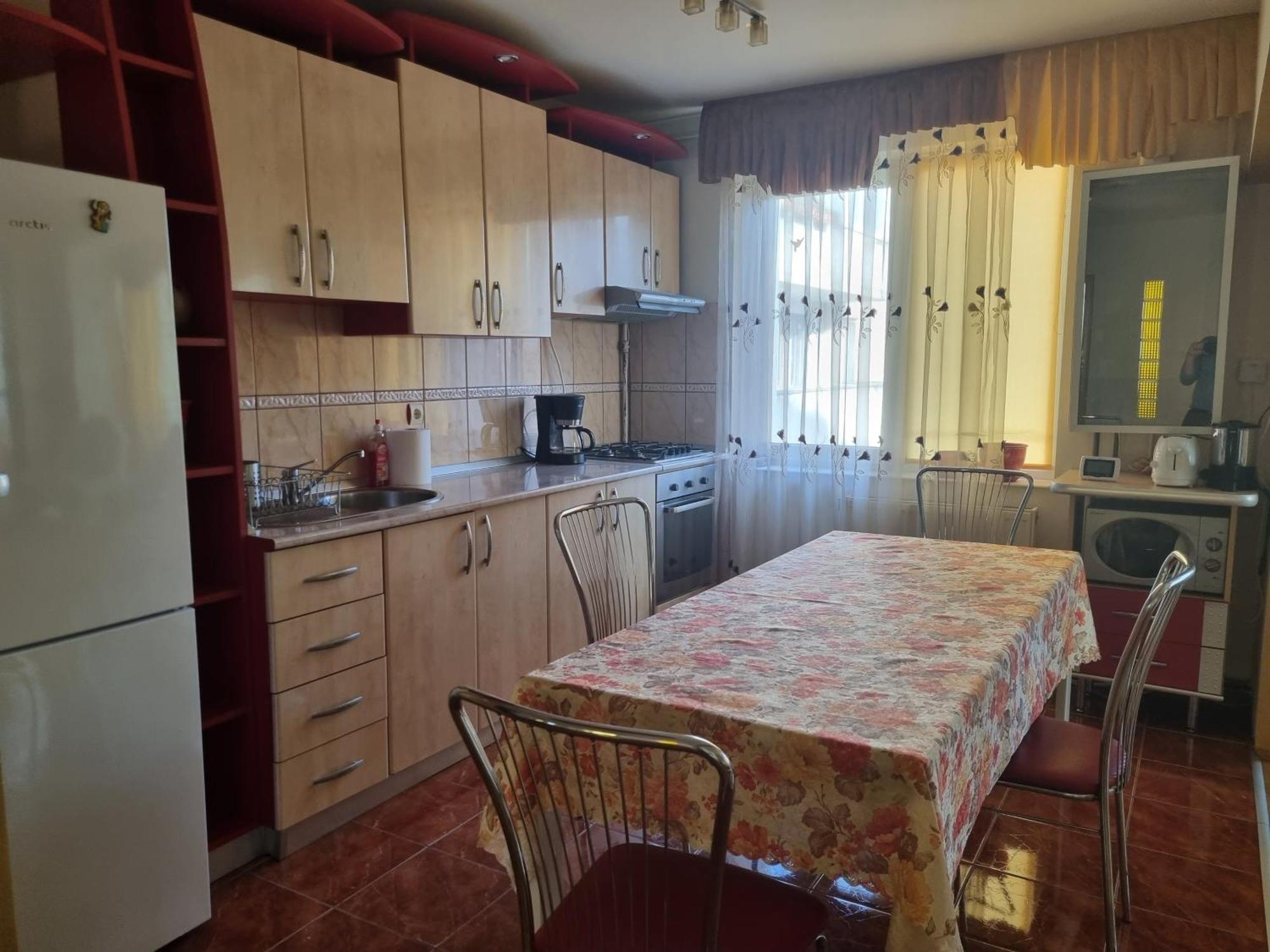 Nice & Relaxing Central Apartment 바이아마레 외부 사진